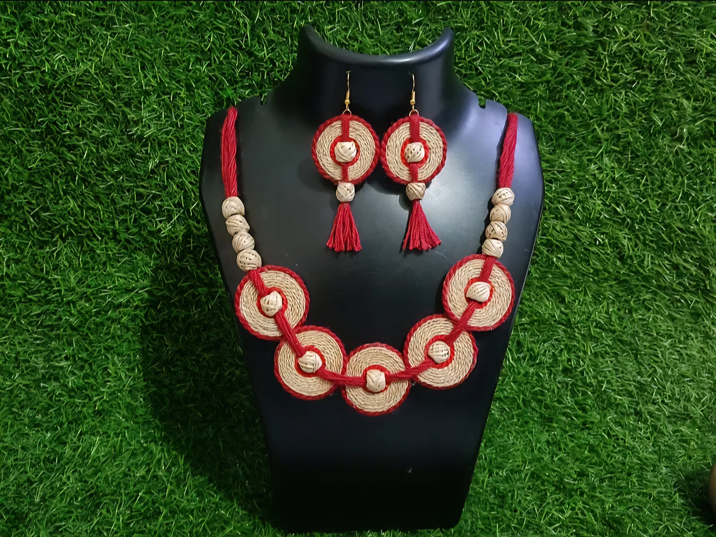 Handcrafted Banana Fibre Jewelry Set – Red Thread Circle Design - Made in Uttar Pradesh, India