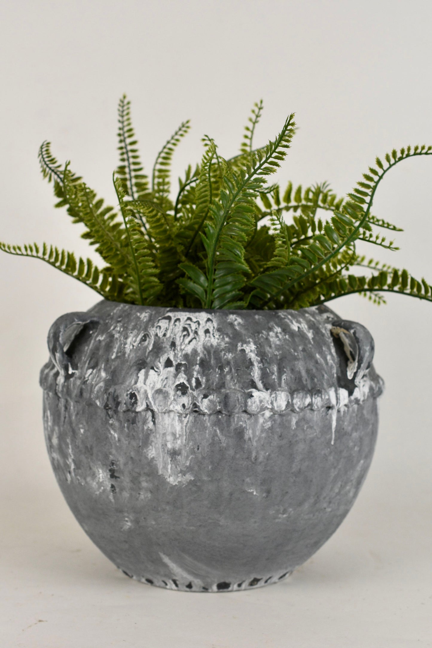 Ashstone Heritage Planter - Rustic Artisan Collection