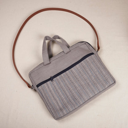 Hand‑Stitched Kantha Laptop Tote – Soft Gray
