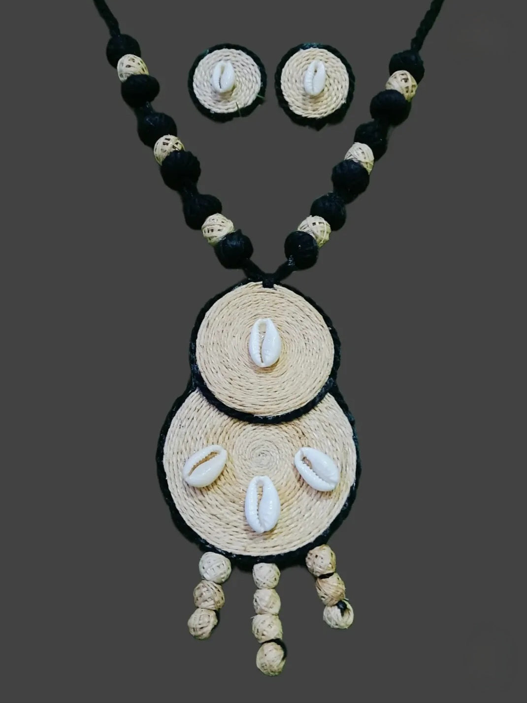 Handcrafted Banana Fibre Jewelry Set – Natural White & Black Elegance from Uttar Pradesh, India