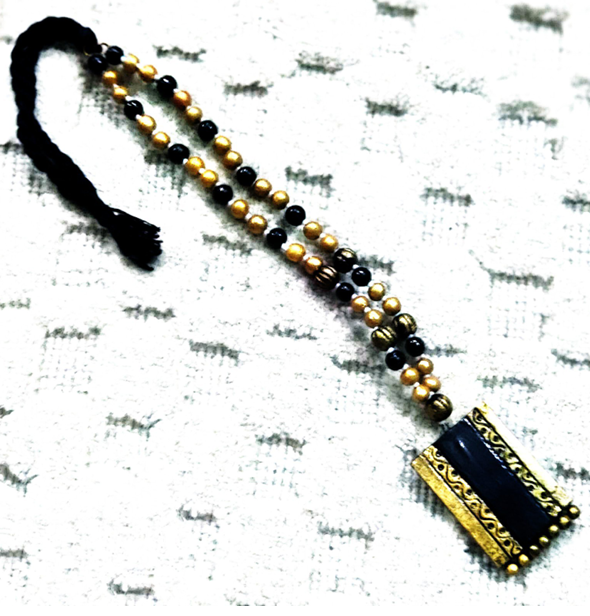 Handmade Black and Gold Terracotta Necklace – Crafted in Uttar Pradesh, India