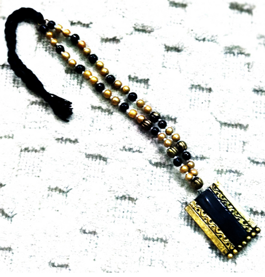 Handmade Black and Gold Terracotta Necklace – Crafted in Uttar Pradesh, India