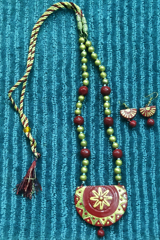Handcrafted Terracotta Necklace Set – Red and Golden Floral Design | Made in Uttar Pradesh, India
