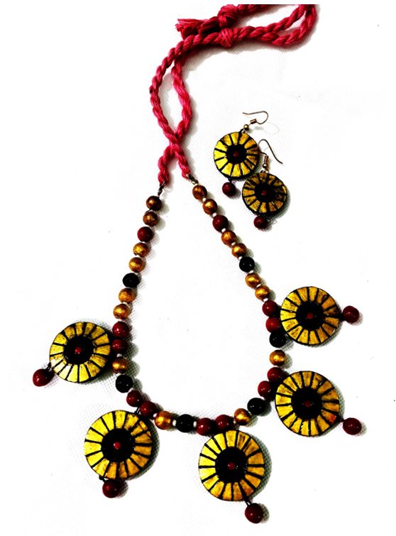 Handmade Maroon, Black and Gold Terracotta Necklace Set - Made in Uttar Pradesh, India