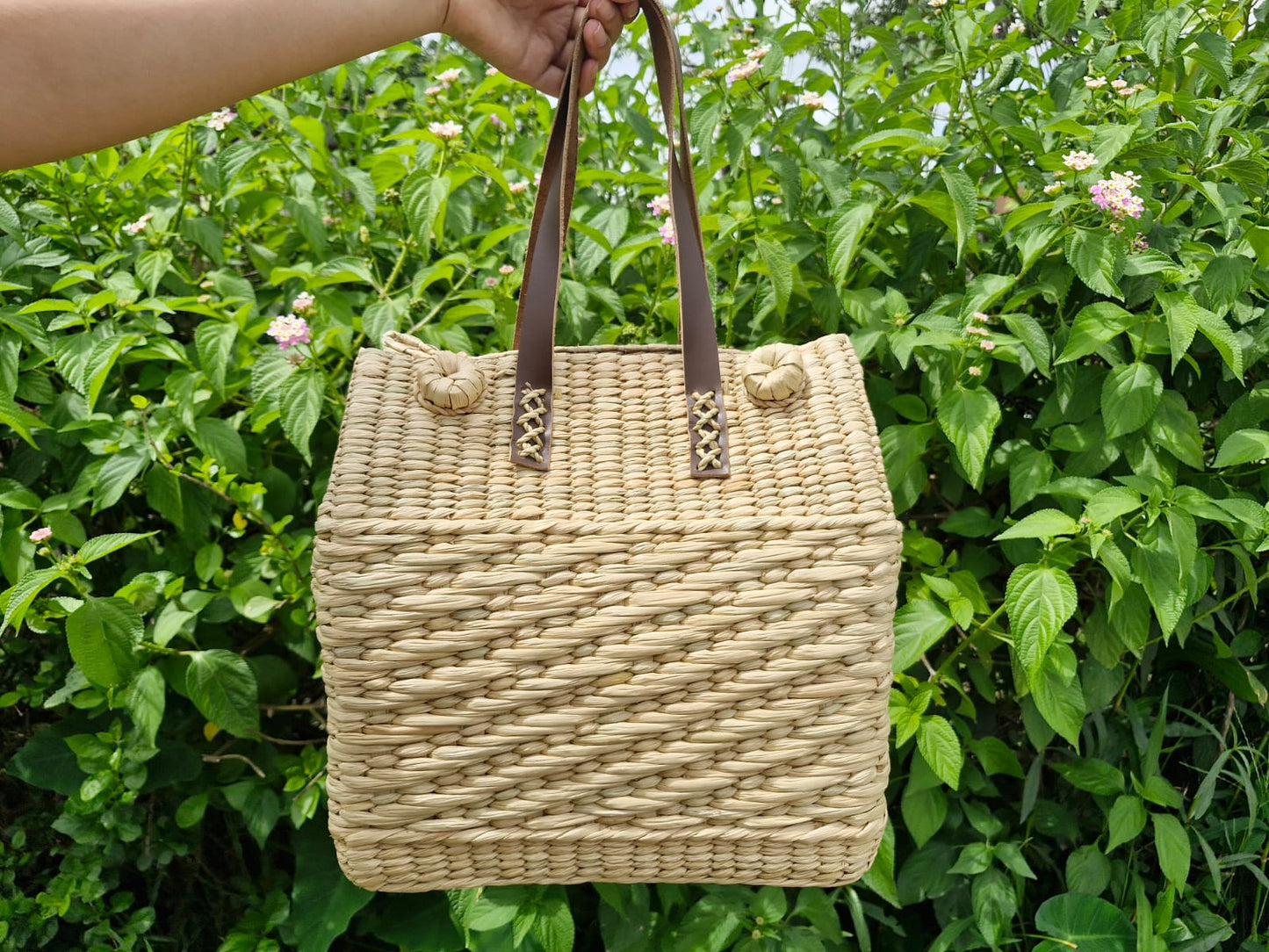 Handcrafted Kauna Grass Tote Bag